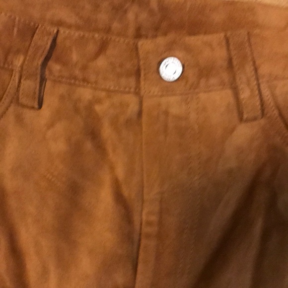 Lucky brand suede skirt - Picture 3 of 6